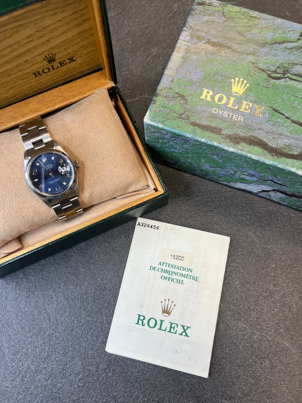 ROLEX OYSTER PERPETUAL DATE