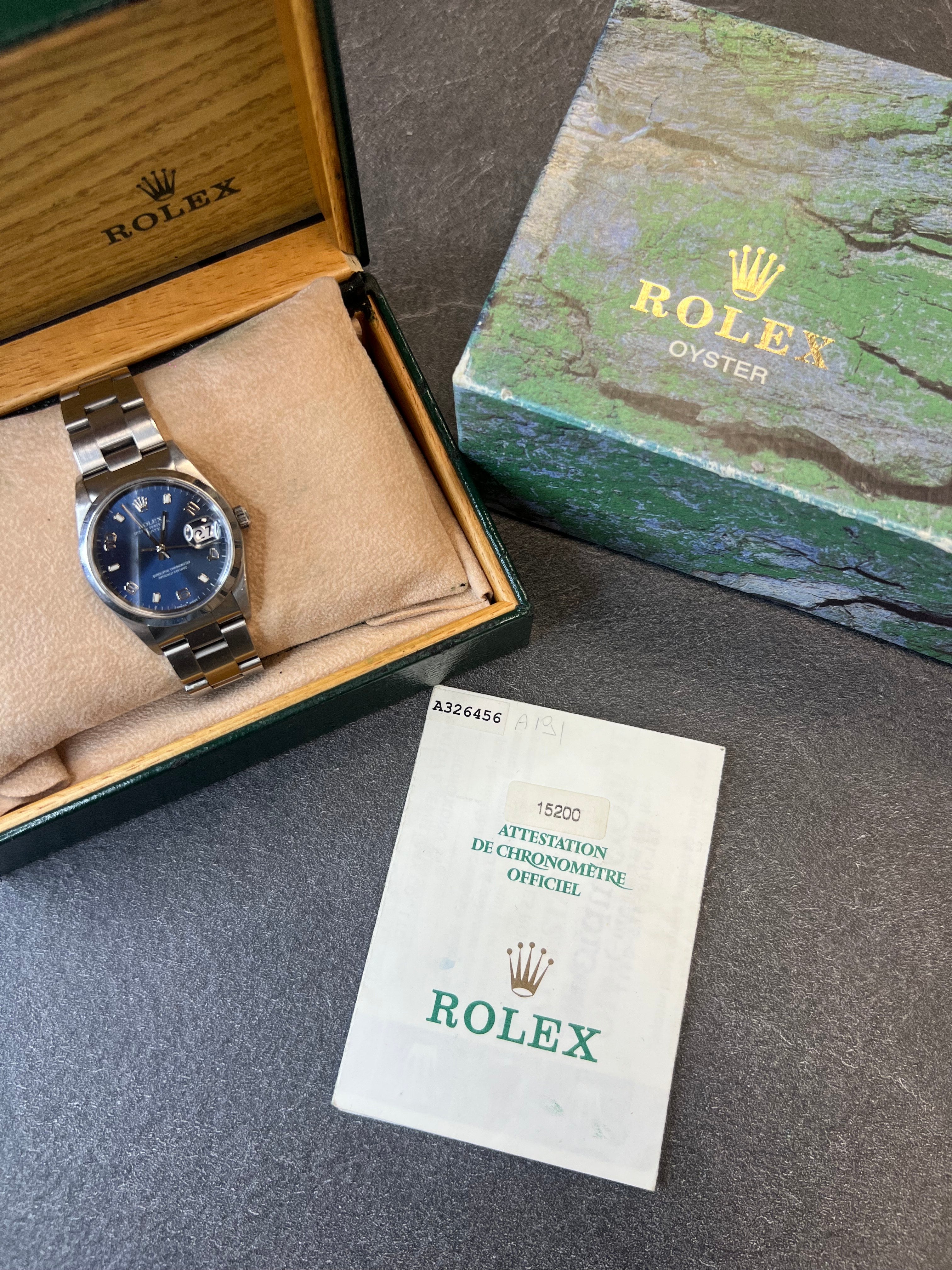 ROLEX OYSTER PERPETUAL DATE