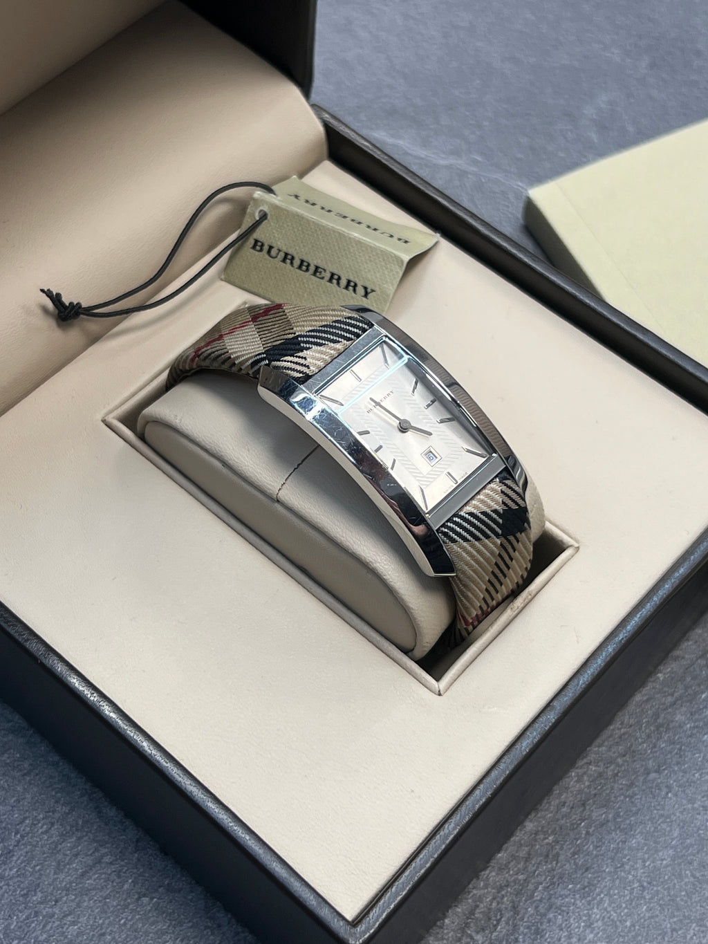 BURBERRY WATCH
